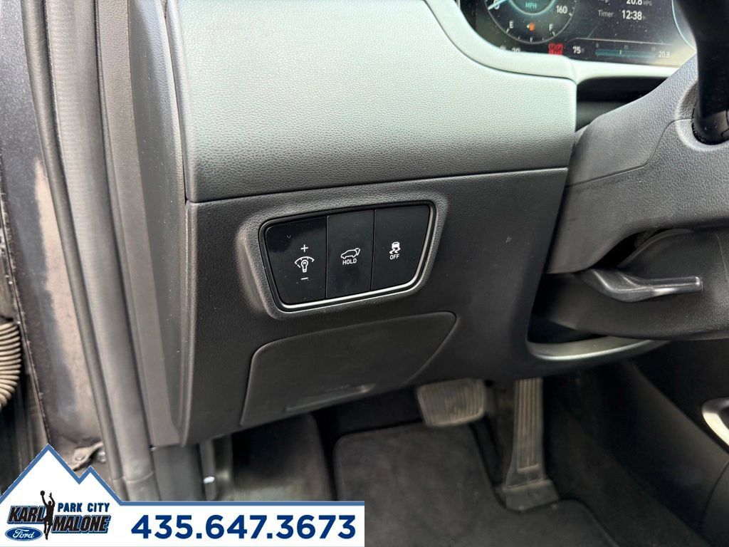Used 2022 Hyundai Tucson Limited w/ Cargo Package AWD/4WD image 16