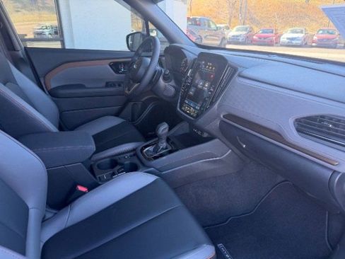 Used 2025 Subaru Forester Sport AWD/4WD image 11