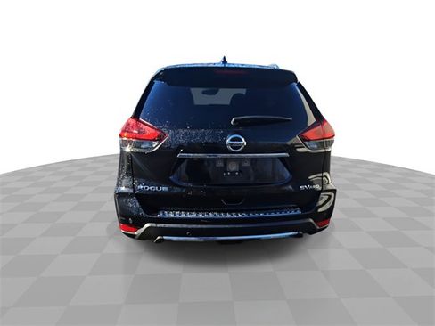 Used 2019 Nissan Rogue SV image 7