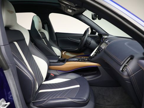 Used 2024 Aston Martin DBX 707 image 22