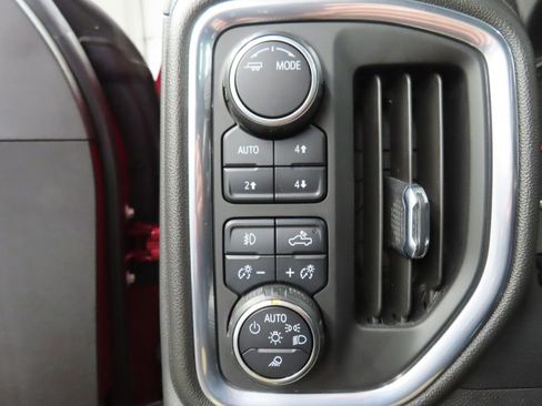 Used 2022 Chevrolet Silverado 1500 High Country w/ Technology Package image 62