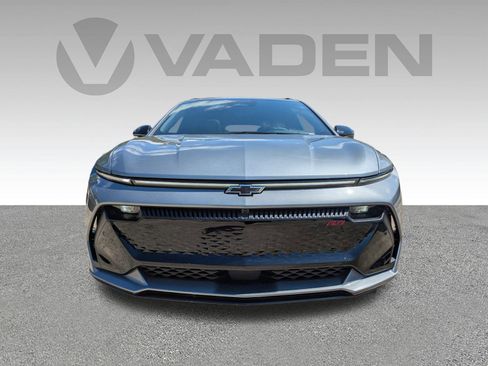 New 2025 Chevrolet Equinox EV RS w/ Active Safety Package 3 image 32