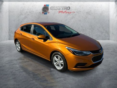 Used 2017 Chevrolet Cruze LT w/ Convenience Package FWD image 8