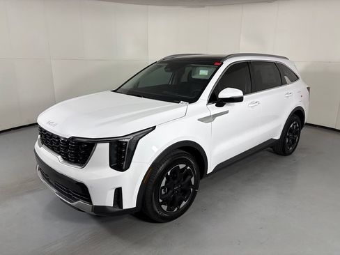 New 2026 Kia Sorento S w/ S Panoramic Sunroof Package FWD image 4