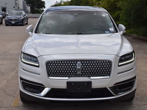 Used 2019 Lincoln Nautilus Reserve FWD image 3