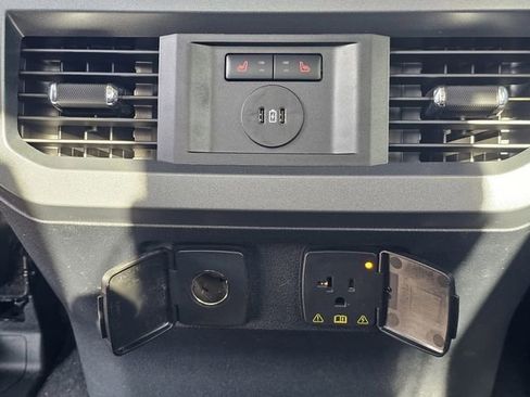 Certified 2024 Ford F250 Lariat w/ Lariat Ultimate Package image 18