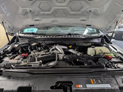 New 2026 Ford F350 Lariat w/ Lariat Ultimate Package