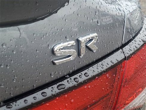 Used 2022 Nissan Sentra SR image 6