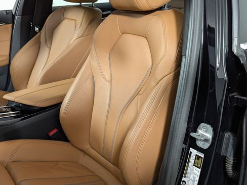 Certified 2023 BMW 530i xDrive w/ Premium Package image 19