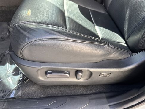 Used 2023 Toyota Tacoma TRD Off-Road image 41