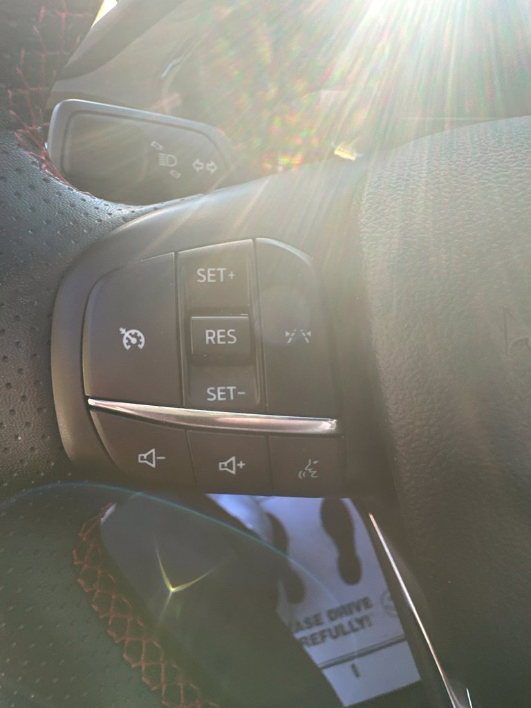 Used 2025 Ford Escape ST-Line AWD/4WD image 23