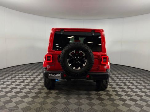 Used 2024 Jeep Wrangler Unlimited Rubicon 4xe AWD/4WD image 10