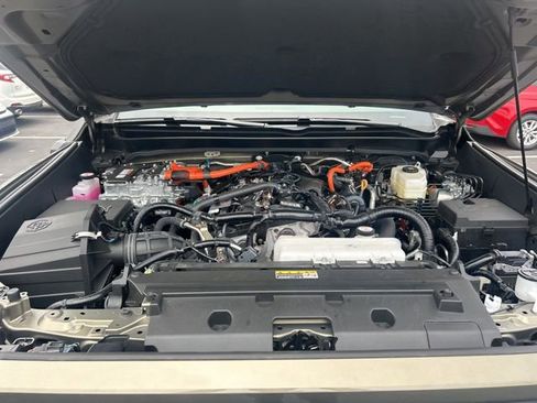 New 2025 Toyota Tacoma 4x4 Double Cab Hybrid image 13