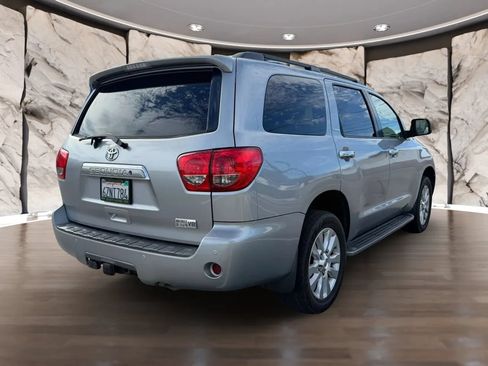 Used 2013 Toyota Sequoia Platinum RWD image 6
