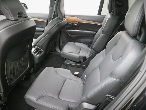 Used 2023 Volvo XC90 B6 Plus w/ Protection Package Premier image 20