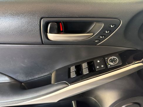 Used 2020 Lexus IS 300 w/ Navigation Package RWD image 12