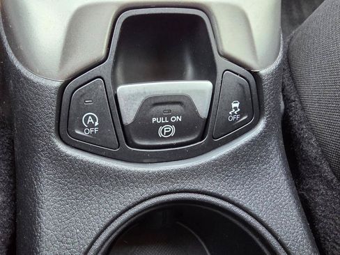 Used 2018 Jeep Compass Sport FWD image 17