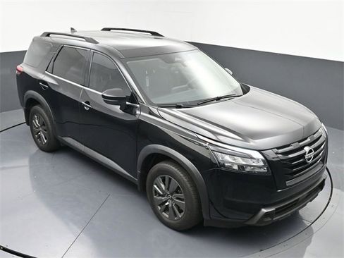 Used 2024 Nissan Pathfinder SV w/ Lighting Package (N92) image 37