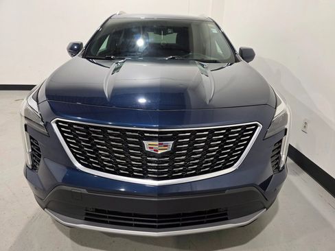 Used 2020 Cadillac XT4 Premium Luxury image 10