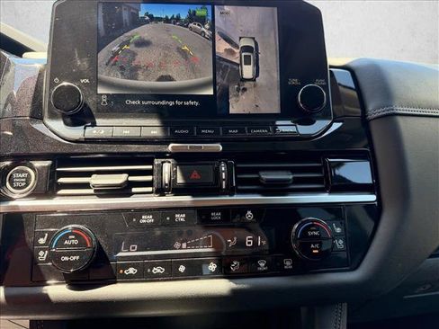 Used 2022 Nissan Pathfinder Platinum w/ Cargo Package AWD/4WD image 20