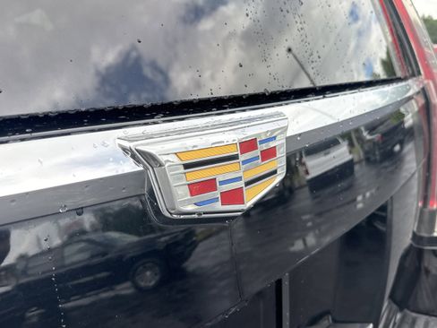 Used 2020 Cadillac Escalade ESV Luxury RWD image 15