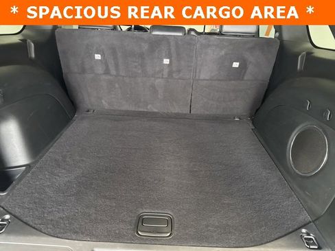 Used 2022 Jeep Grand Cherokee Limited w/ Tech Group image 34