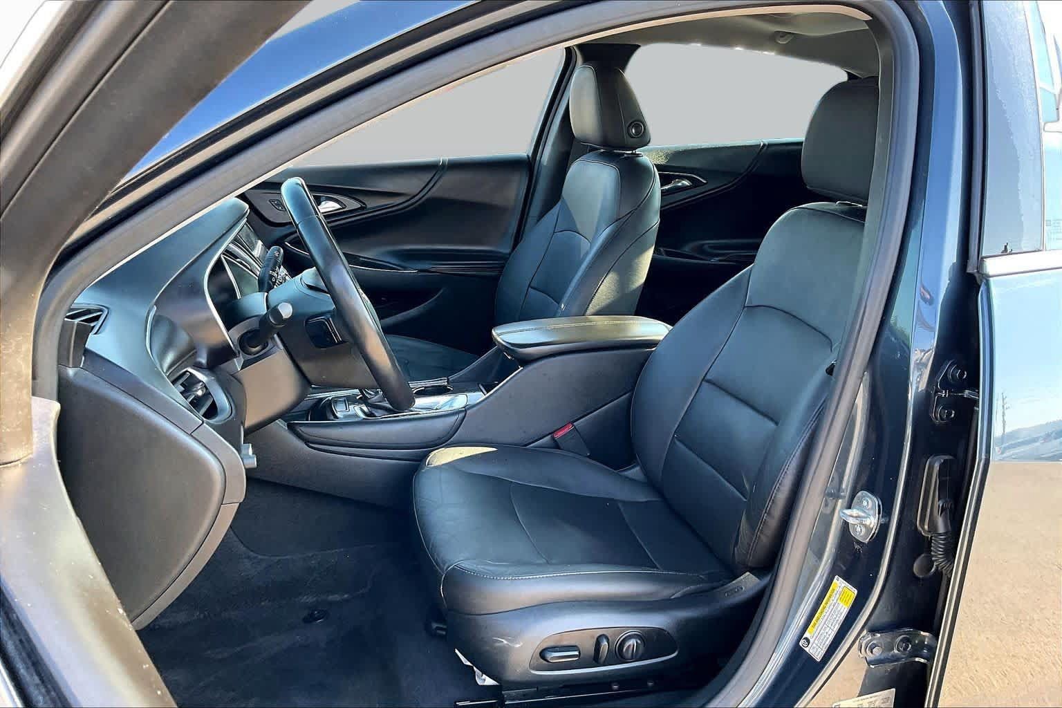Used 2020 Chevrolet Malibu Premier FWD image 6