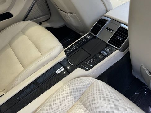 Used 2016 Porsche Panamera Turbo S image 16