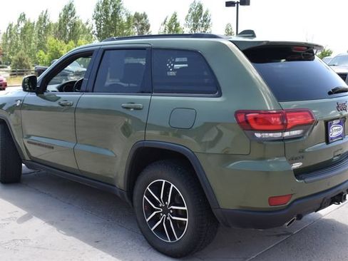 Used 2021 Jeep Grand Cherokee Trailhawk w/ Premium Lighting Group AWD/4WD image 8