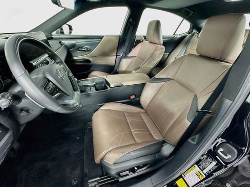 Used 2022 Lexus ES 300h w/ Accessory Package FWD image 22