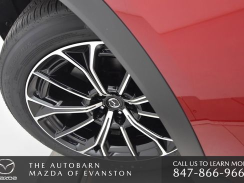 Certified 2025 MAZDA CX-70 Plug-In Hybrid w/ Premium Pkg image 37