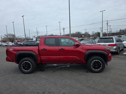New 2025 Toyota Tacoma TRD Off-Road image 3