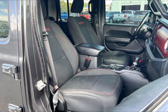 Used 2022 Jeep Gladiator Rubicon w/ LED Lighting Group AWD/4WD image 7