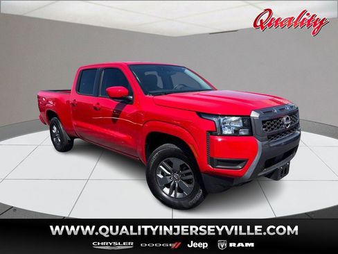 Used 2025 Nissan Frontier SV AWD/4WD image 1
