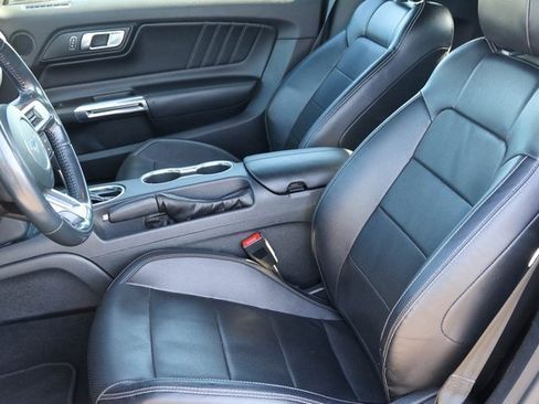 Used 2023 Ford Mustang Premium image 8