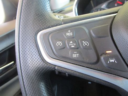 Used 2022 Chevrolet Equinox LS w/ LS Convenience Package FWD image 29