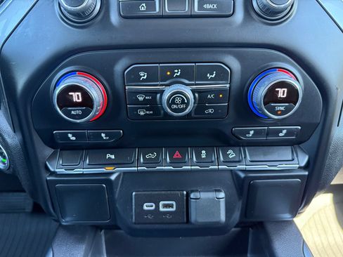 Certified 2022 Chevrolet Silverado 1500 LT Trail Boss w/ Safety Package AWD/4WD image 27