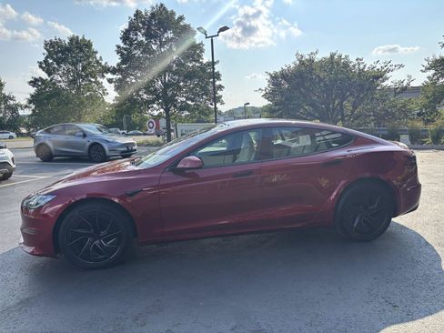 Used 2026 Tesla Model S AWD/4WD image 6