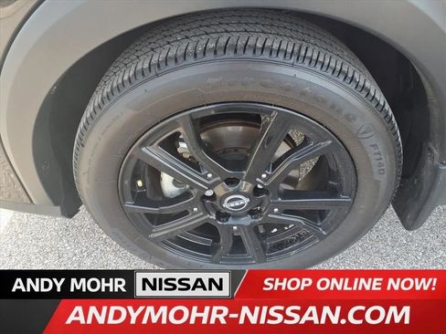 Used 2024 Nissan Kicks SR image 4