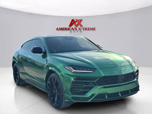 Used 2021 Lamborghini Urus AWD/4WD image 8