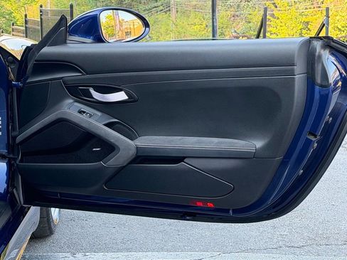 Used 2023 Porsche 718 Cayman GT4 RWD image 35