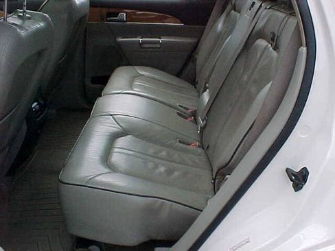 Used 2013 Lincoln MKX AWD image 13
