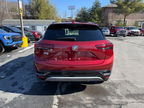 Used 2022 Buick Envision Essence w/ Technology Package II image 4