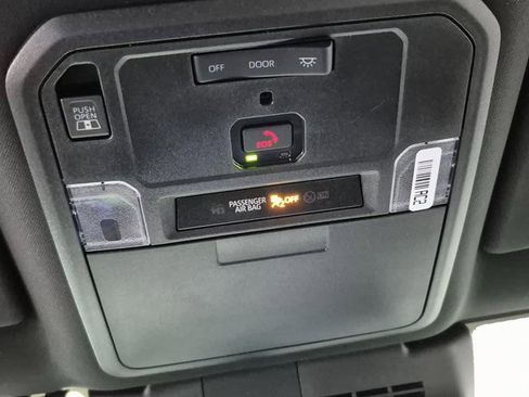 New 2025 Toyota Tacoma SR5 image 31