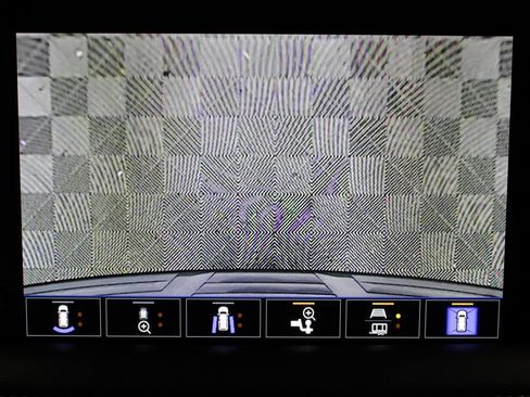 Used 2024 GMC Yukon XL SLT w/ SLT Luxury Package image 22