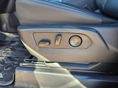 New 2026 GMC Sierra 1500 SLT w/ SLT Premium Plus Package image 23