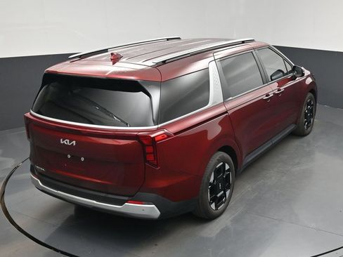 Certified 2025 Kia Carnival EX image 47