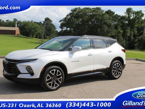 Used 2024 Chevrolet Blazer RS w/ Driver Confidence II Package FWD image 1