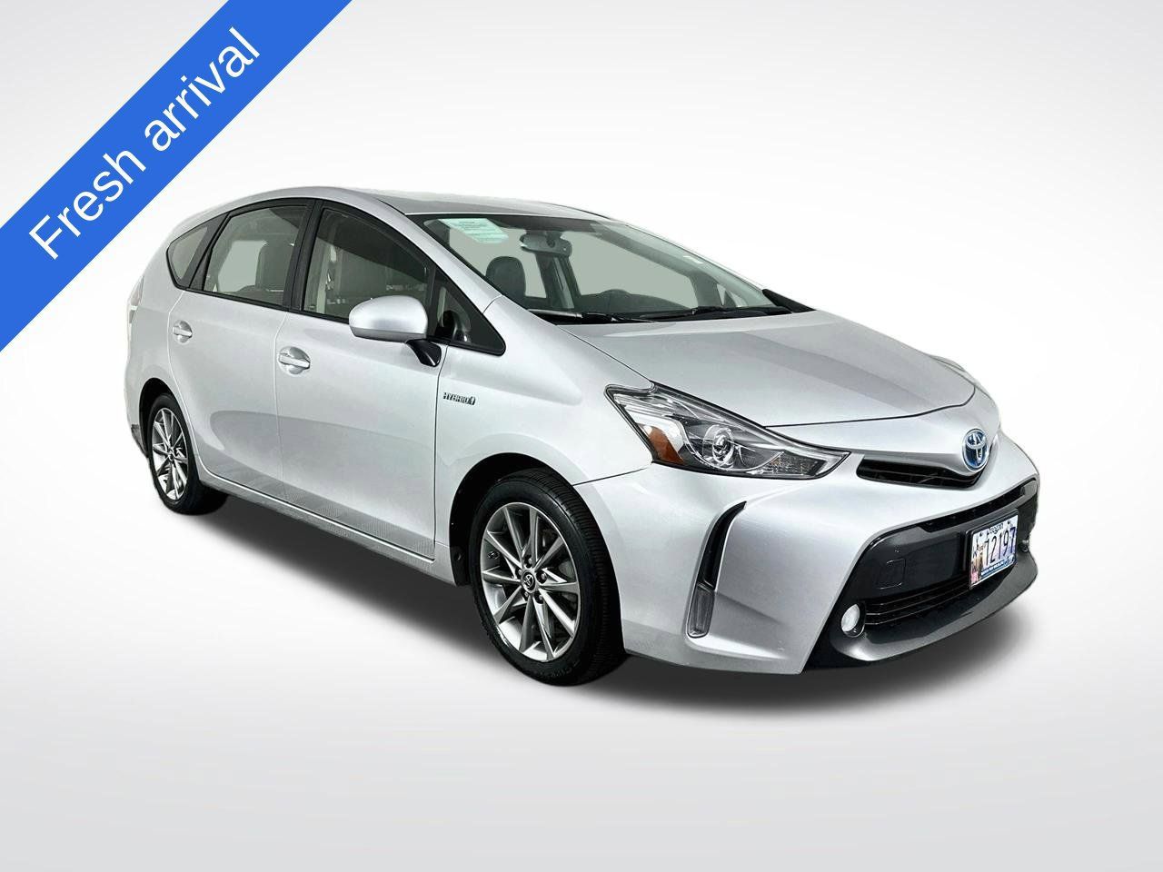 Used 2015 Toyota Prius V Five FWD 360° Tour