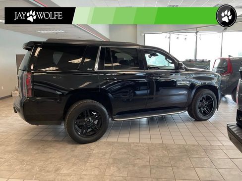Used 2016 GMC Yukon SLT AWD/4WD image 6